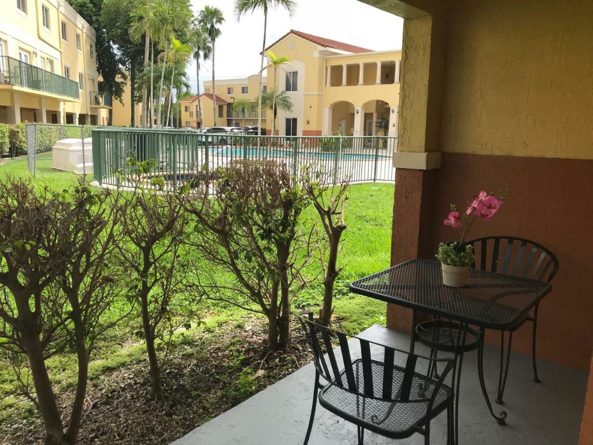 Shamrock Kendall Apartment Miami Bagian luar foto