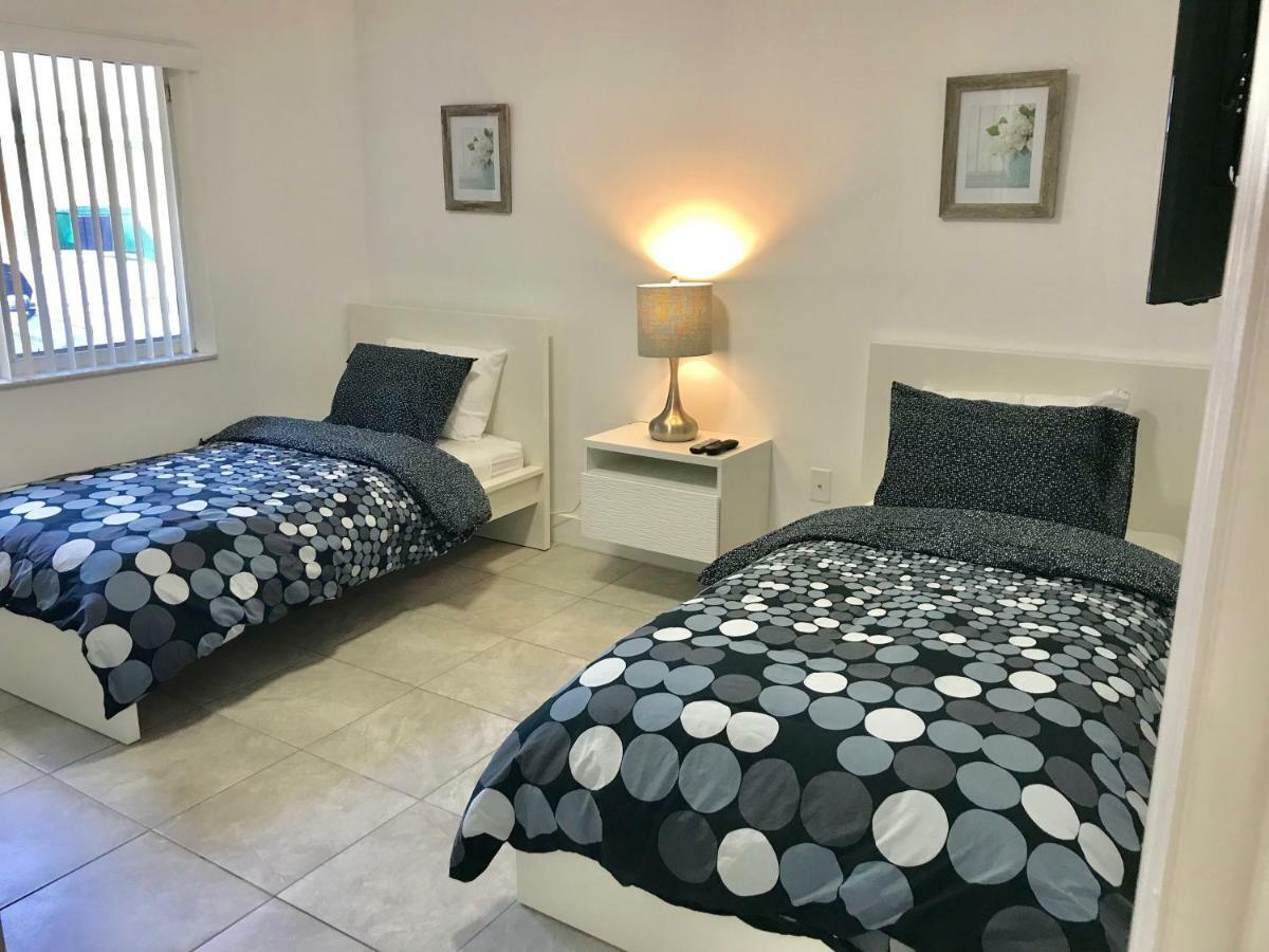 Shamrock Kendall Apartment Miami Bagian luar foto